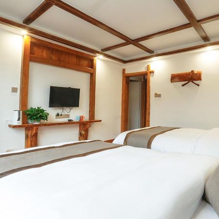 Отель Easy House Gaoyun Branch Чжанцзяцзе Экстерьер фото