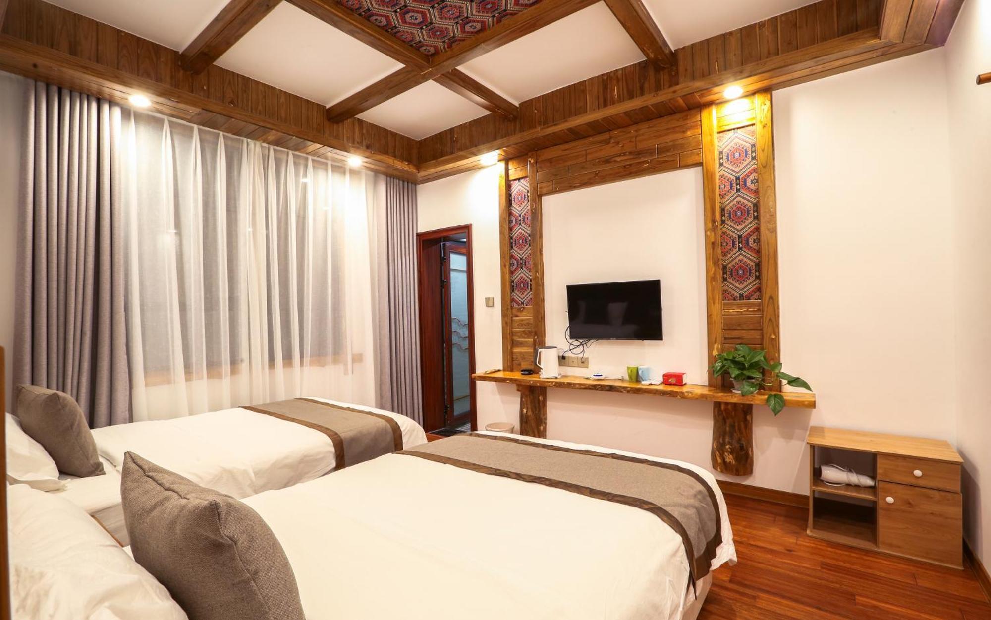 Отель Easy House Gaoyun Branch Чжанцзяцзе Экстерьер фото