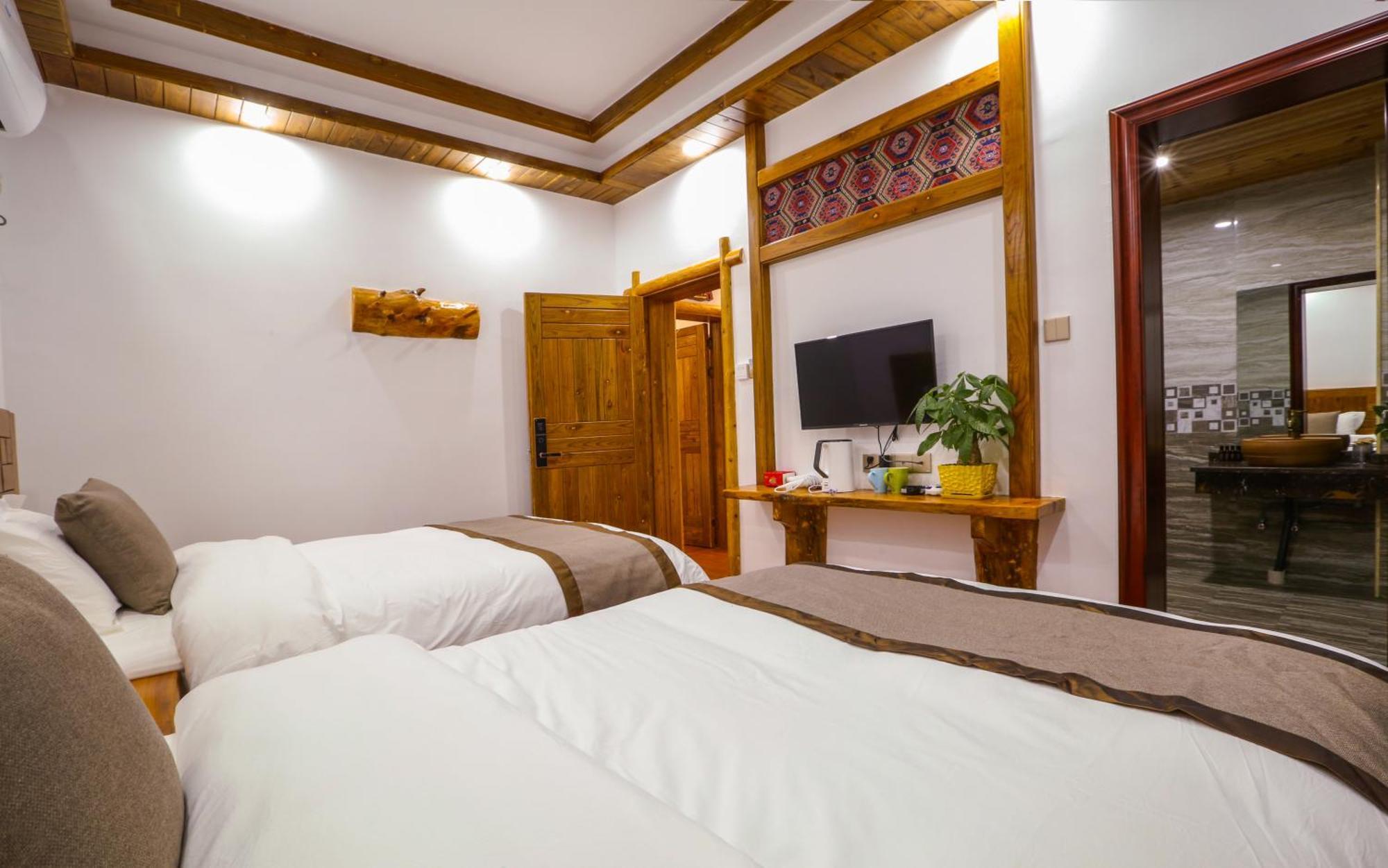 Отель Easy House Gaoyun Branch Чжанцзяцзе Экстерьер фото