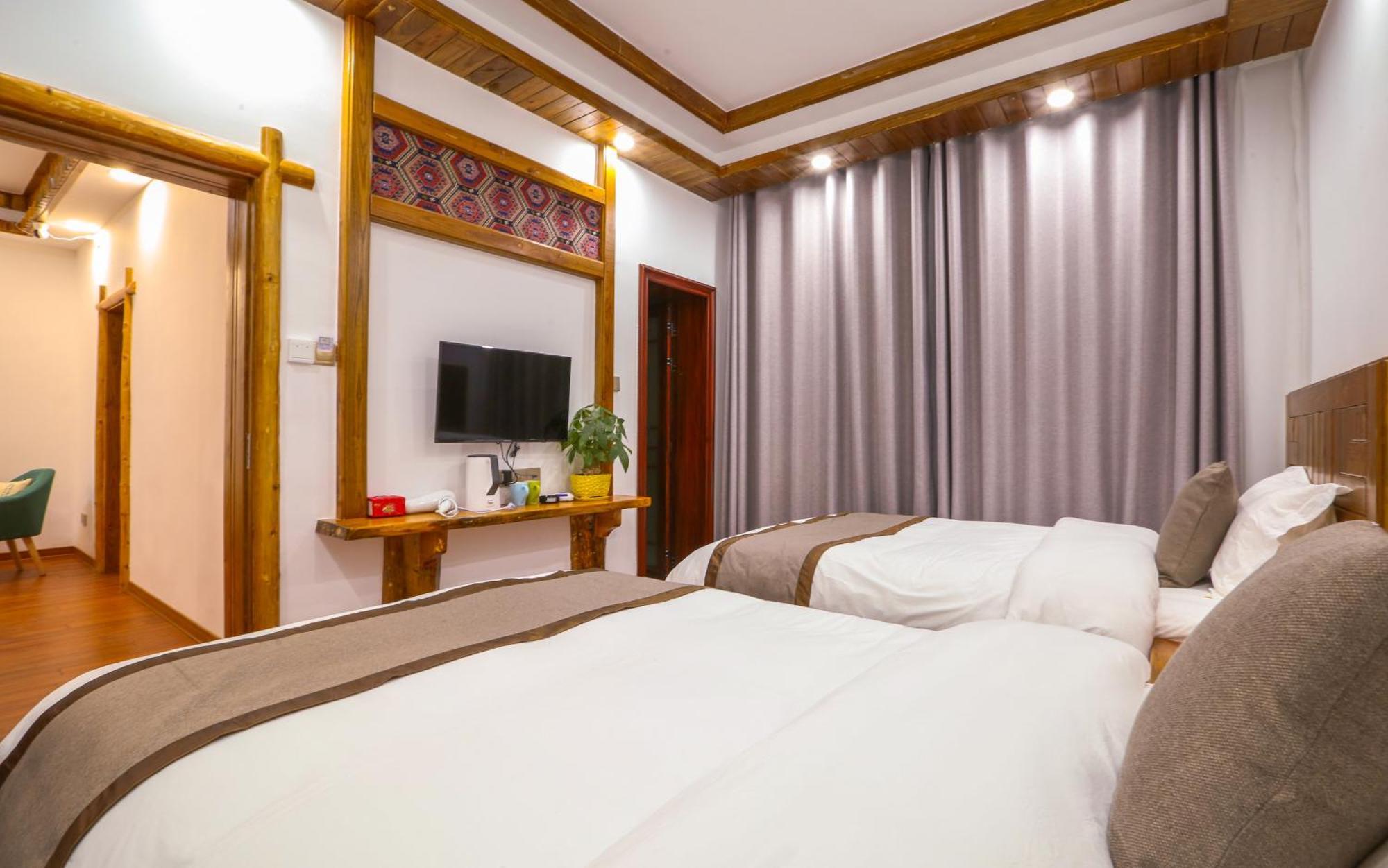 Отель Easy House Gaoyun Branch Чжанцзяцзе Экстерьер фото